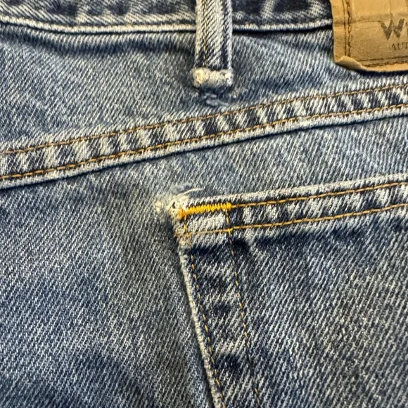 Wrangler Men’s Denim Jeans Size 44 x 30 - Picture 8 of 9